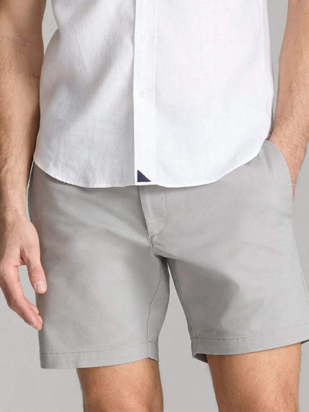 UNTUCKit Grey 7" Stretch Chino Shorts